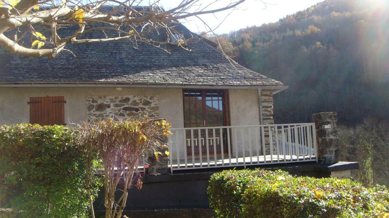 Gîte familial Fouga Bareilles Extérieur photo